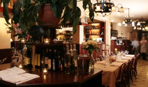 zobacz restaurację Szara Restauracja Szara